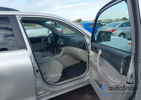 2012 Toyota Highlander Base V6 z USA, uszkodzony, nr VIN 5TDZK3EH1CS078743